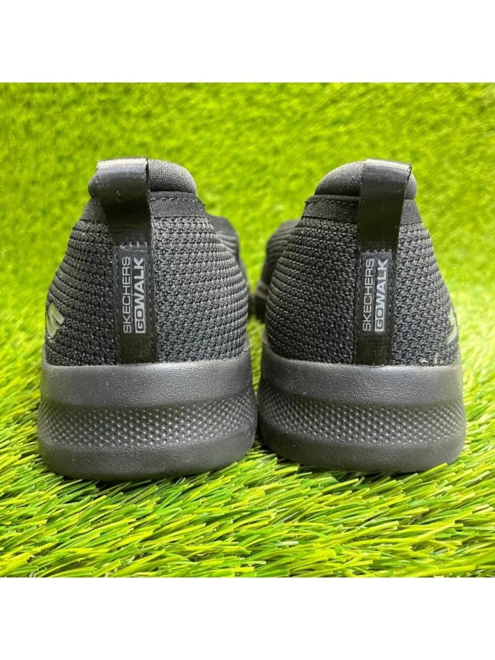Skechers please review